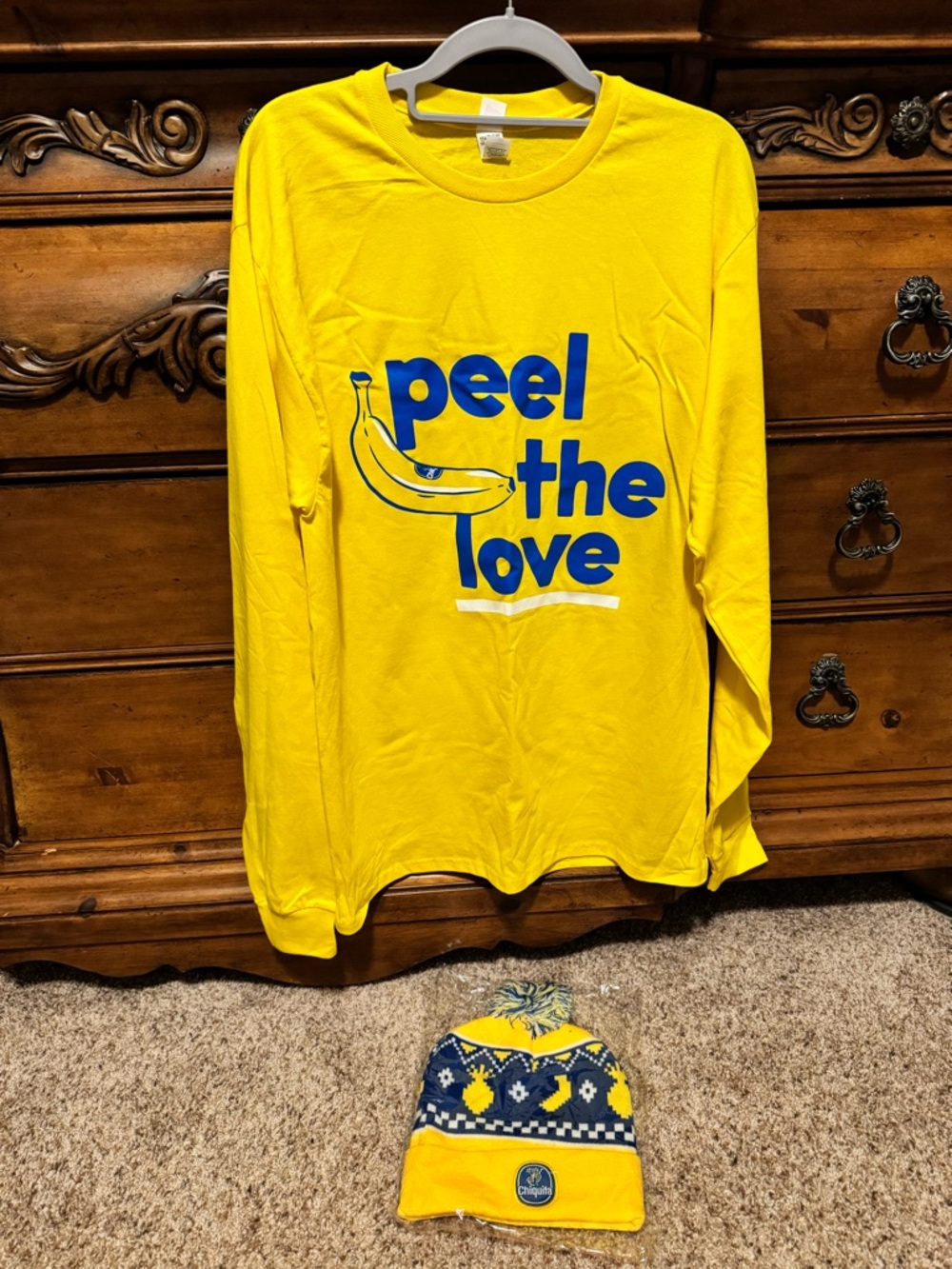 Chiquita Banana Long-sleeved Shirt and Beanie - NEW w/o tags